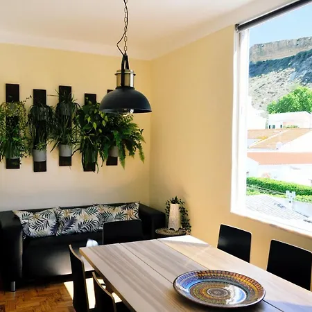 Bed & Breakfast Element Costa de Caparica