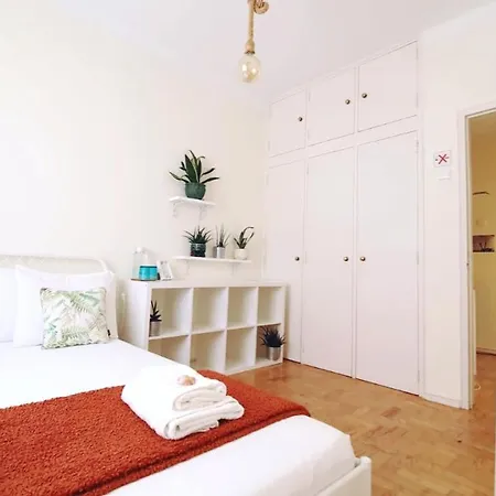 Bed & Breakfast Element