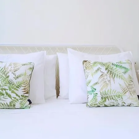 Bed & Breakfast Element 2*